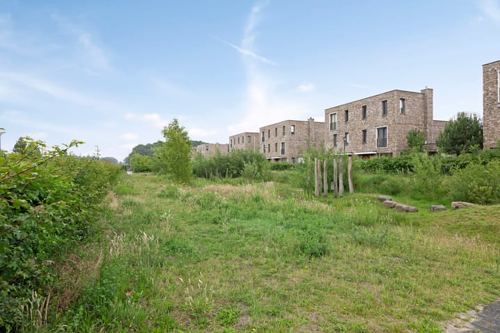 Foto 64 van Velpstraat 28