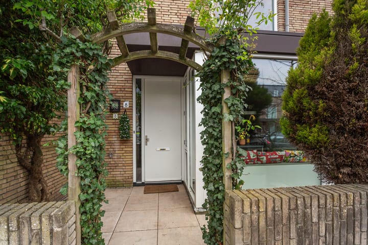 Photo 2 of Fortunastraat 8