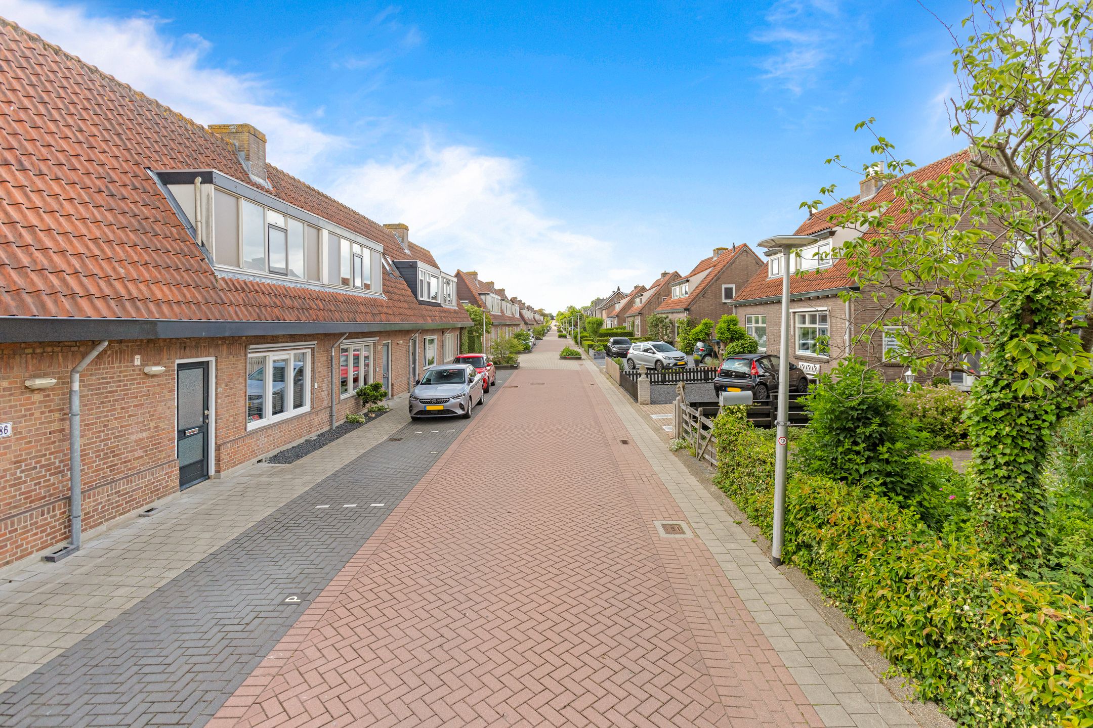 Photo 33 of Schoolstraat 86