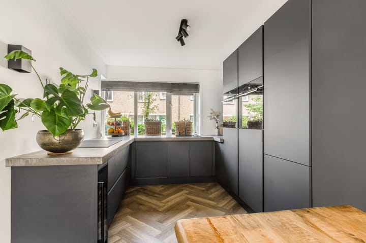 Photo 11 of Salvador Allendelaan 38