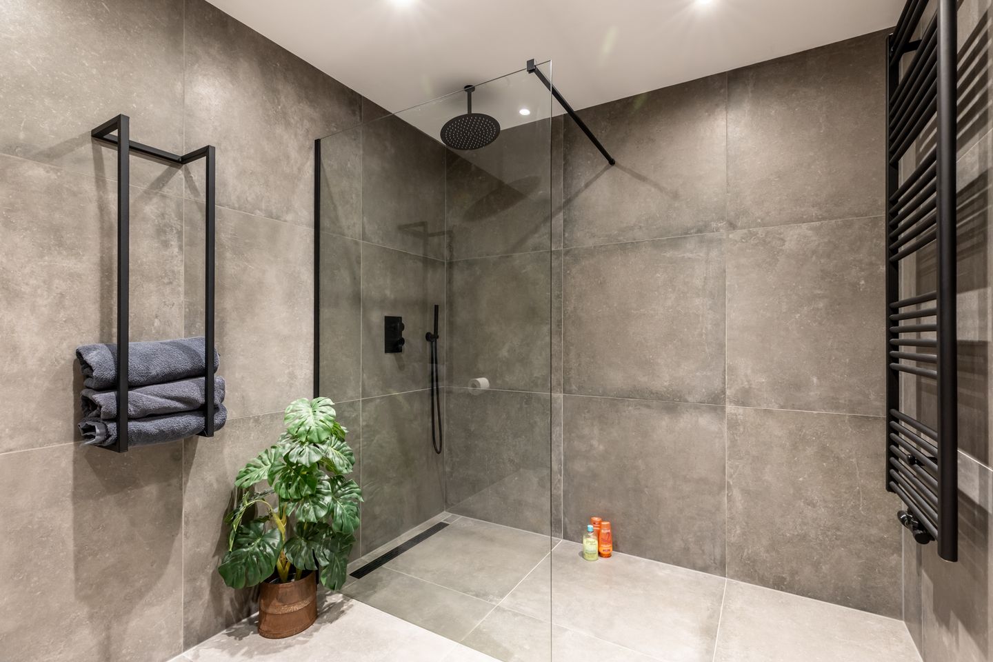 Photo 5 of Schokker 8