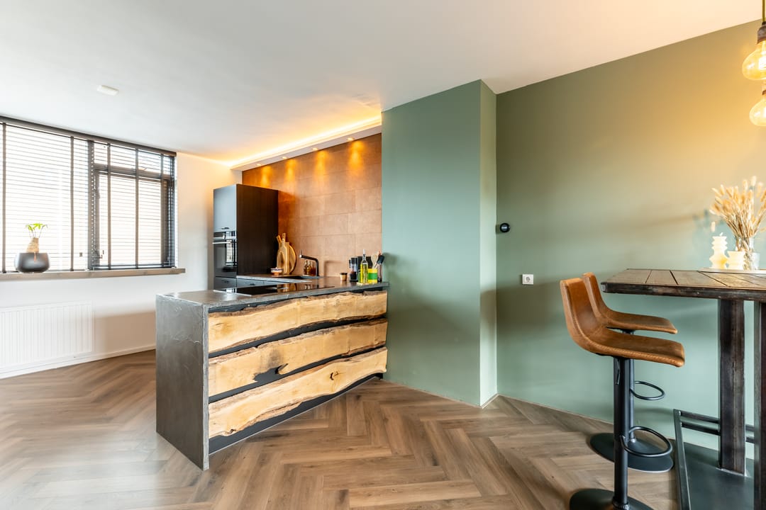 Photo 16 of Schokker 8