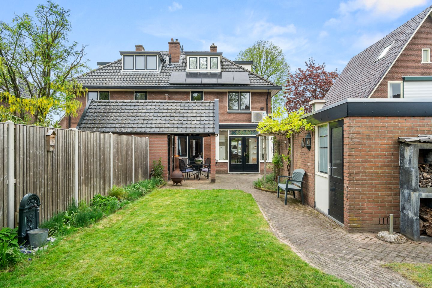 Foto 10 van Emmalaan 11