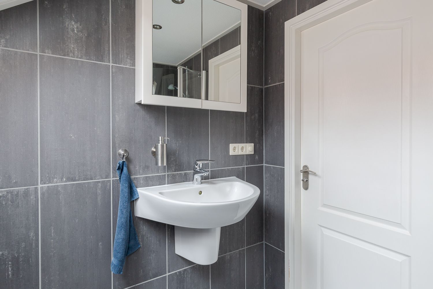 Foto 45 van Idzardaweg 62