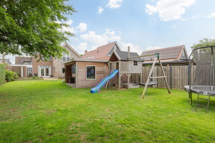 Foto 56 van Idzardaweg 62