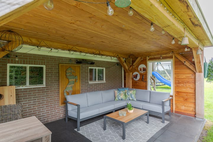 Foto 61 van Idzardaweg 62