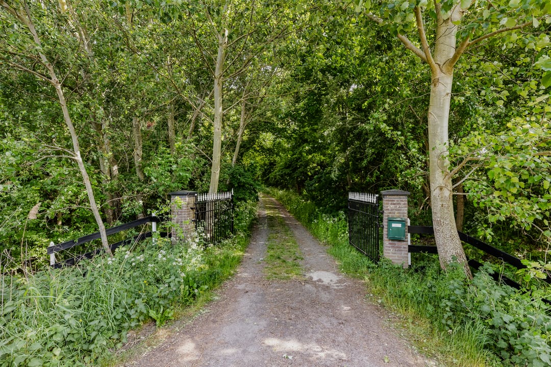 Photo 32 of Zuidweg 11