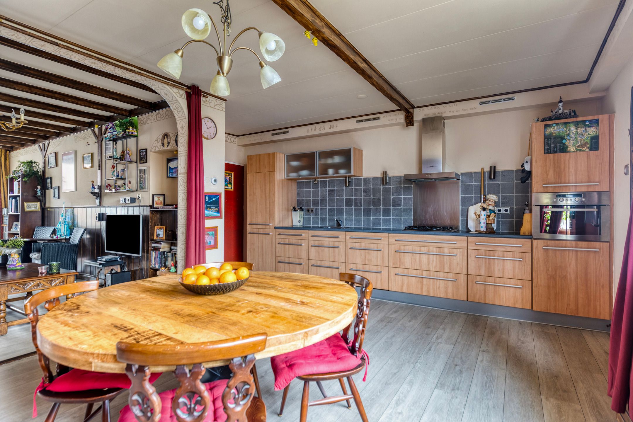 Foto 6 van Leeuwstraat 11