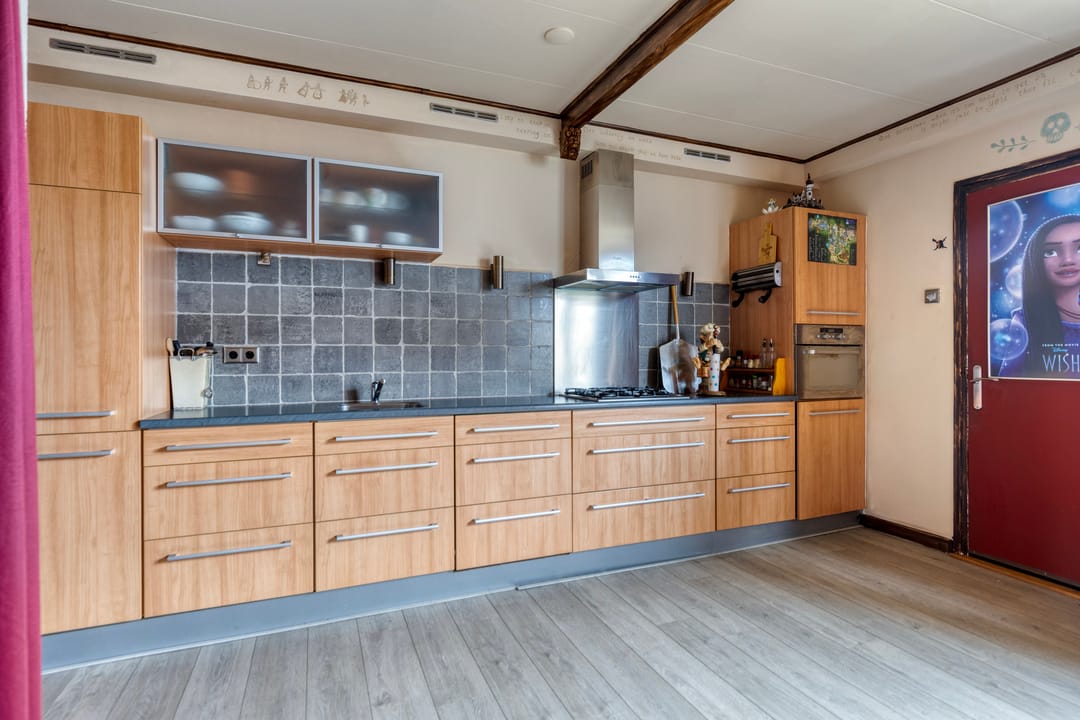 Foto 7 van Leeuwstraat 11