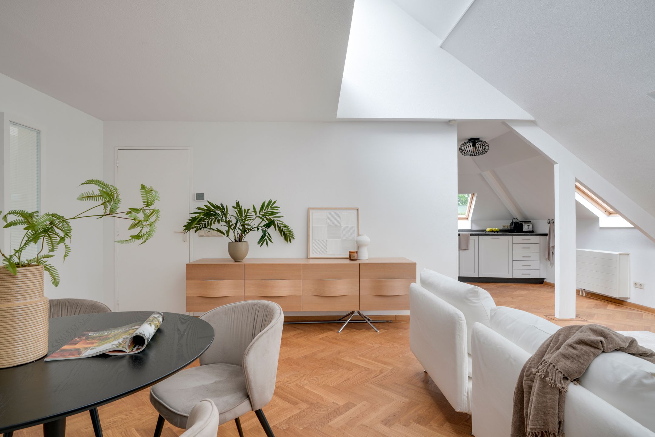 Photo 9 of Louise de Colignystraat 2-C