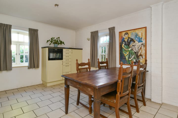 Photo 11 of Mortel 33