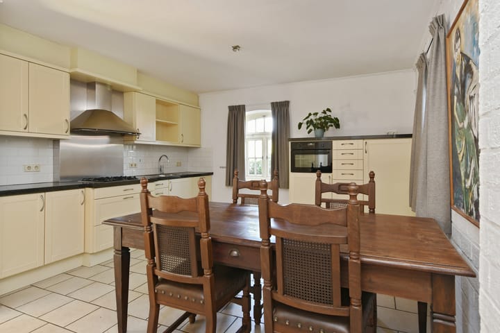 Photo 13 of Mortel 33