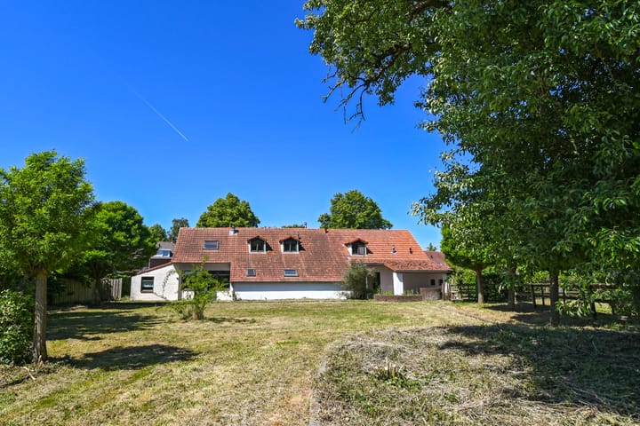 Photo 48 of Mortel 33