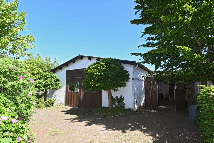 Photo 54 of Mortel 33