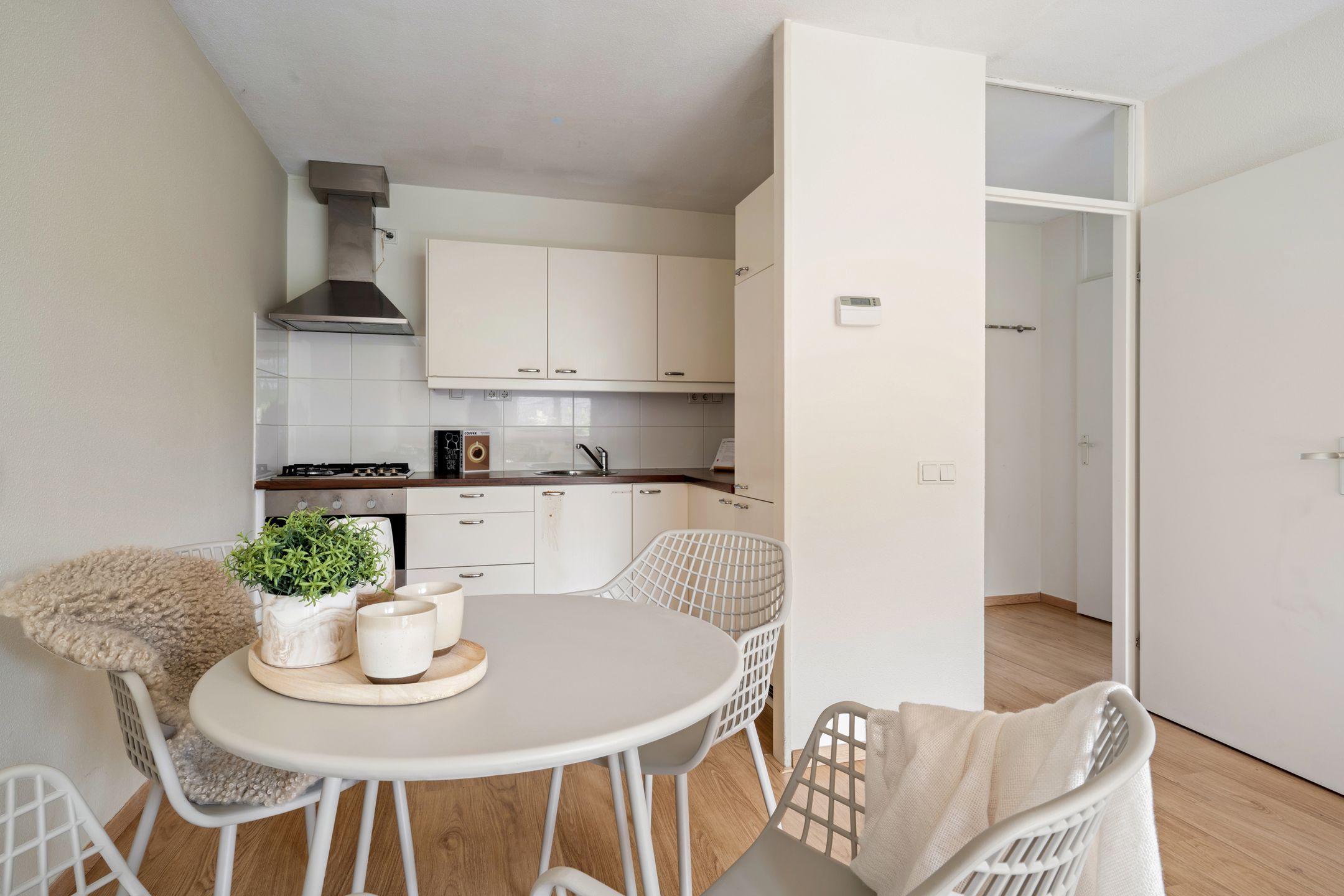 Photo 12 of Schoonhout 131