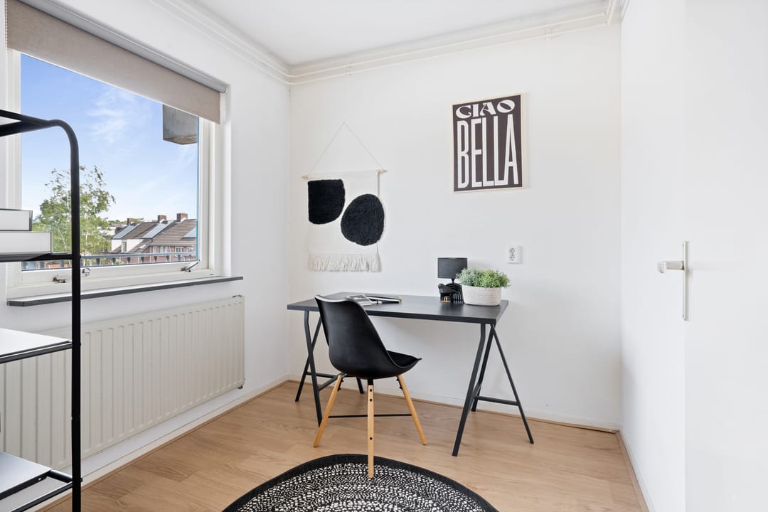 Photo 23 of Schoonhout 131