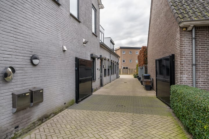 Foto 25 van Voorstraat 21-A