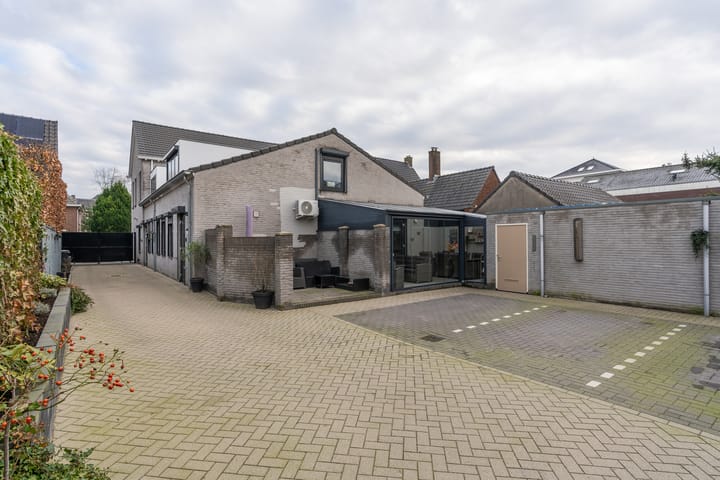 Foto 26 van Voorstraat 21-A