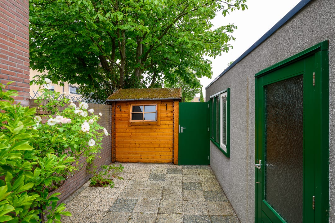 Photo 13 of Prins Hendrikstraat 35