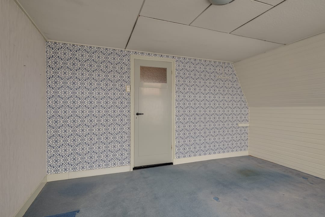 Photo 22 of Prins Hendrikstraat 35