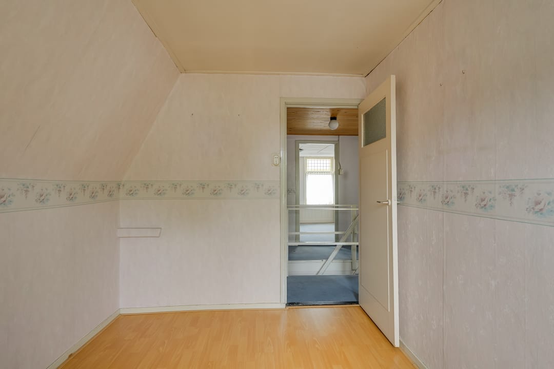 Photo 28 of Prins Hendrikstraat 35