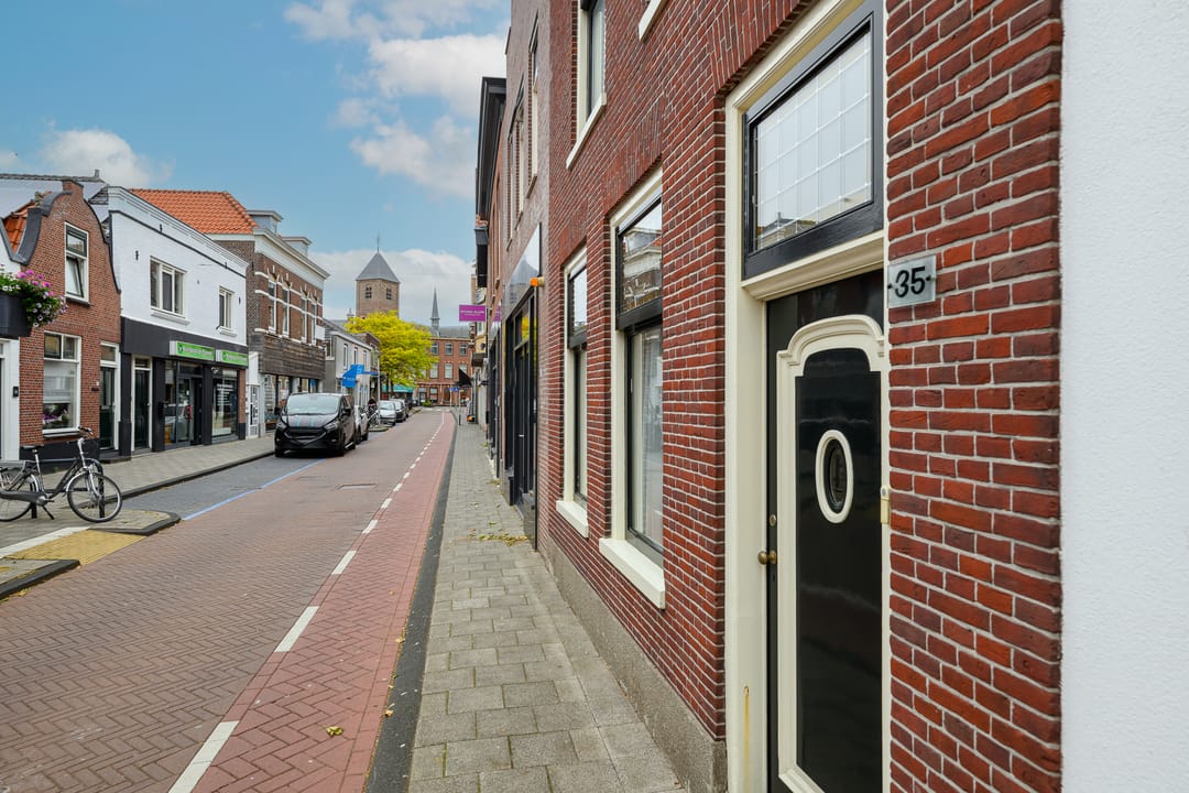 Photo 32 of Prins Hendrikstraat 35