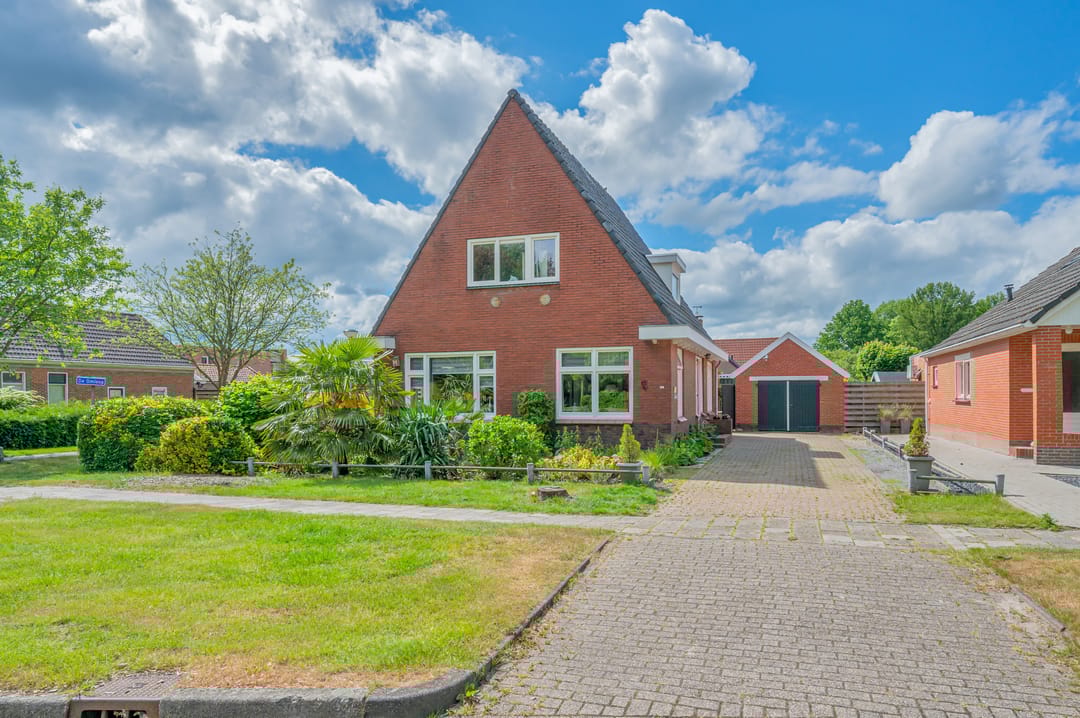 Photo 1 of Oosterstraat 14