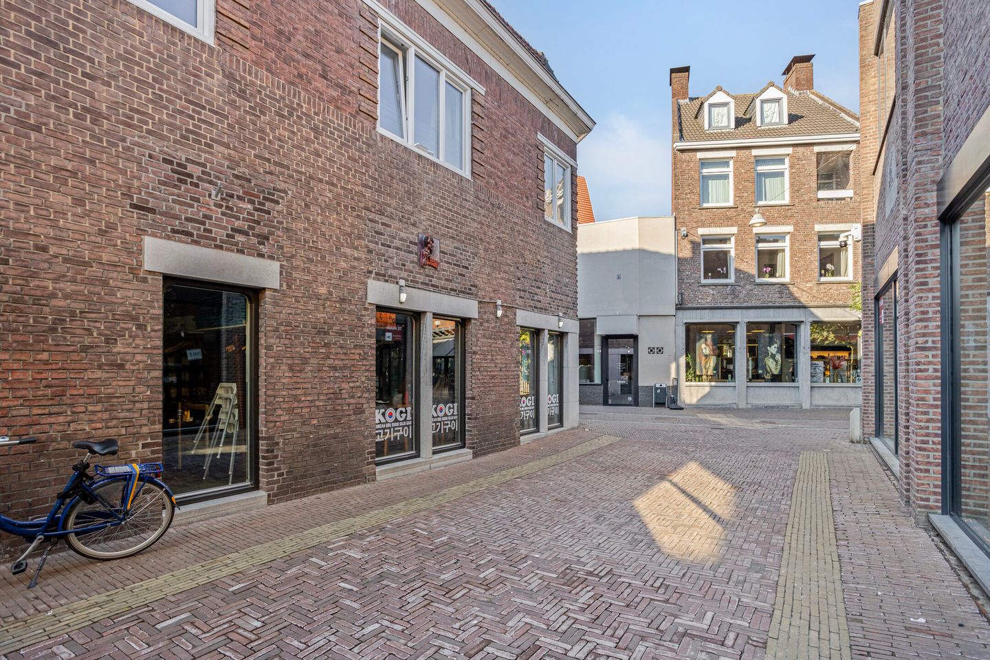 Bekijk foto 4 van Molenbeekstraat 6-8