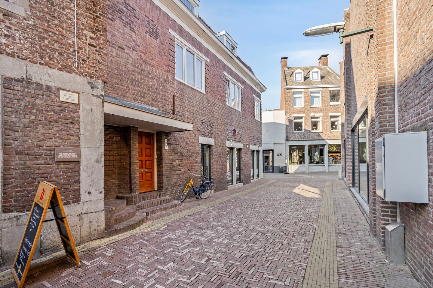 Bekijk foto 5 van Molenbeekstraat 6-8