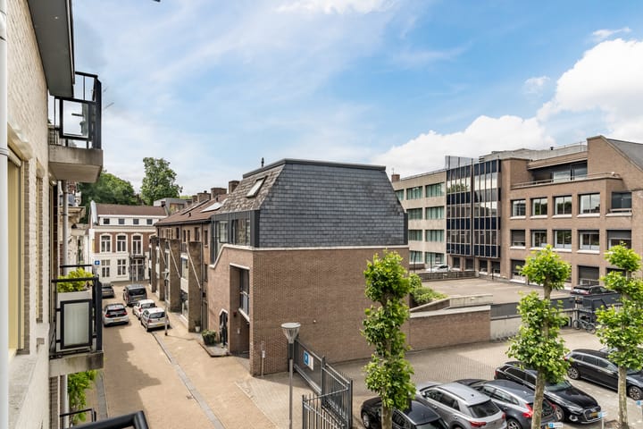 Foto 28 van Langestraat 4-05