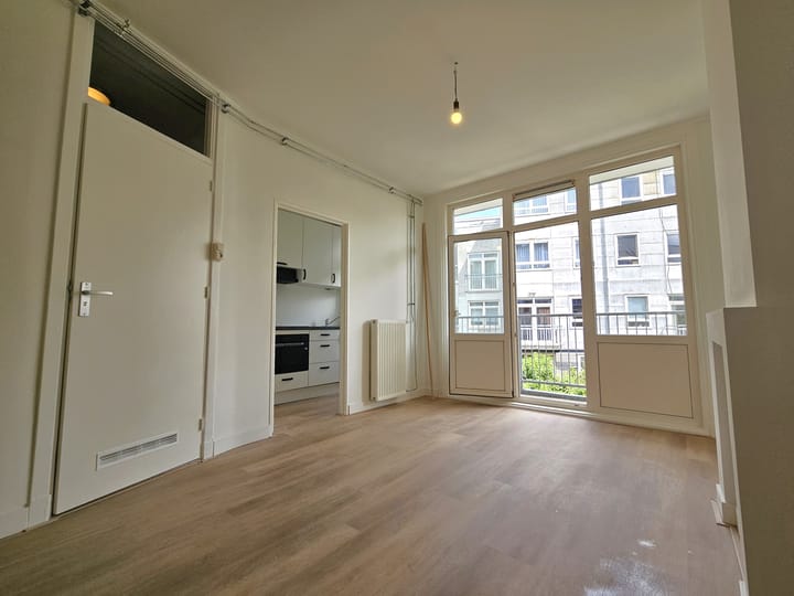 Foto 5 van Moerkerkestraat 84-A01