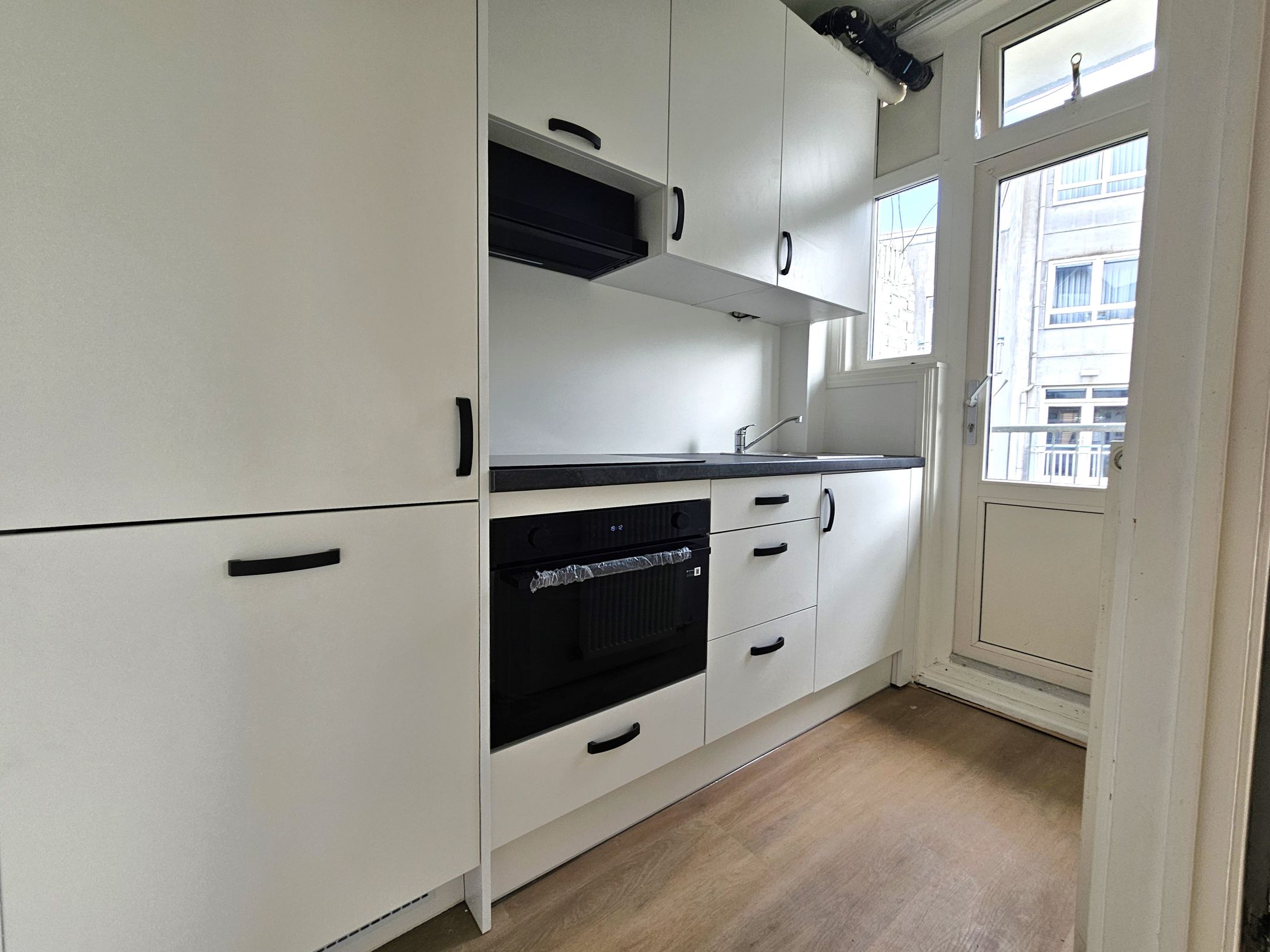 Photo 6 of Moerkerkestraat 84-A01