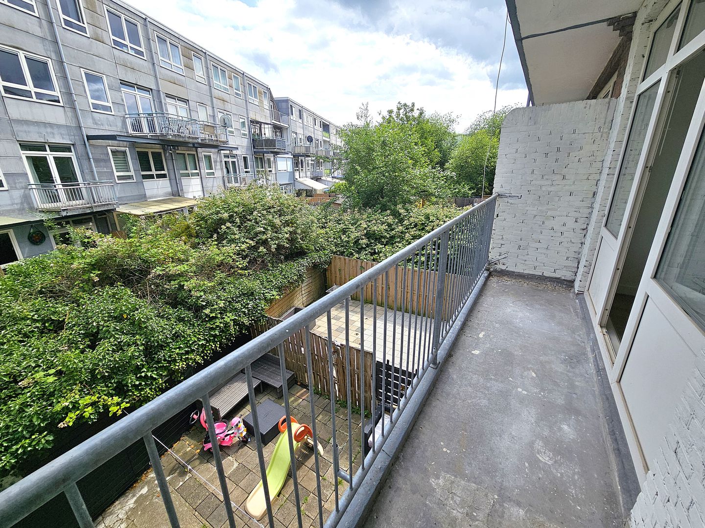 Photo 14 of Moerkerkestraat 84-A01