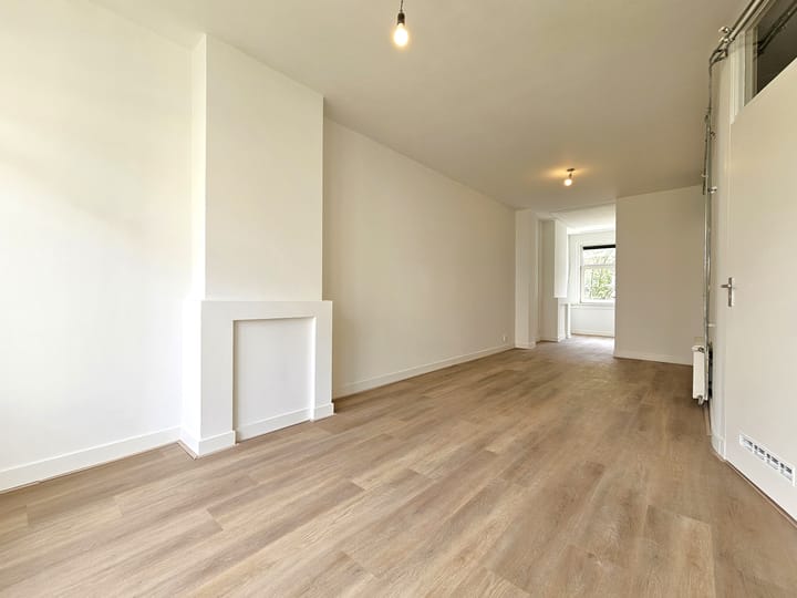 Foto 4 van Moerkerkestraat 84-A01