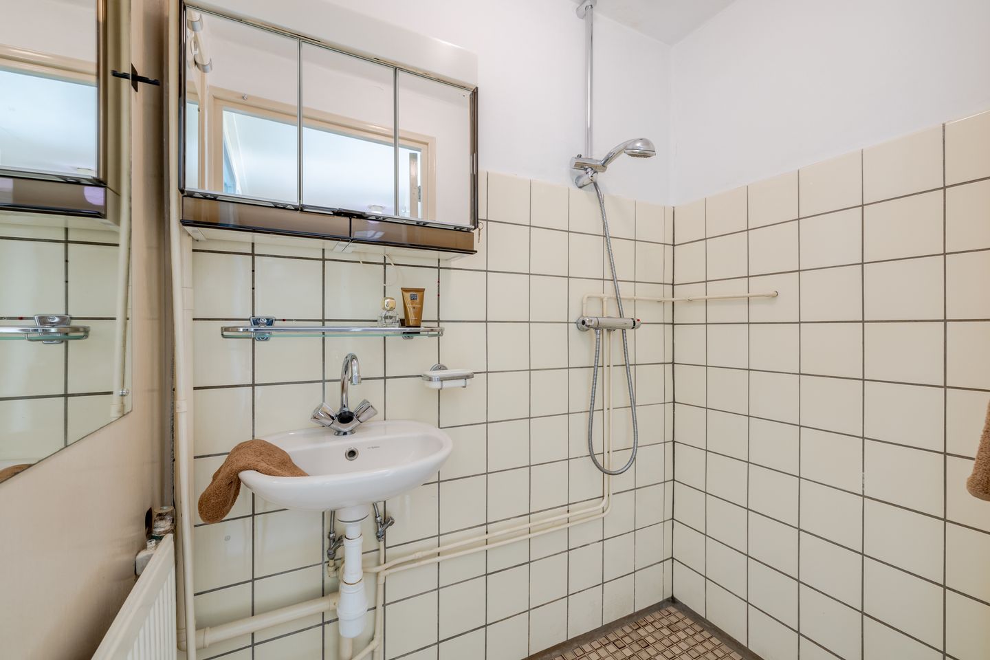 Foto 19 van Burgemeester Teerstraat 17