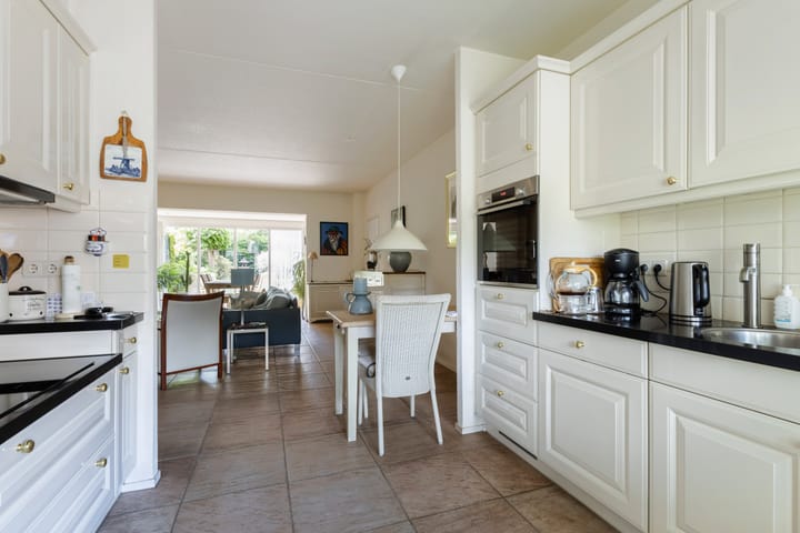 Foto 15 van Bentinckstraat 14