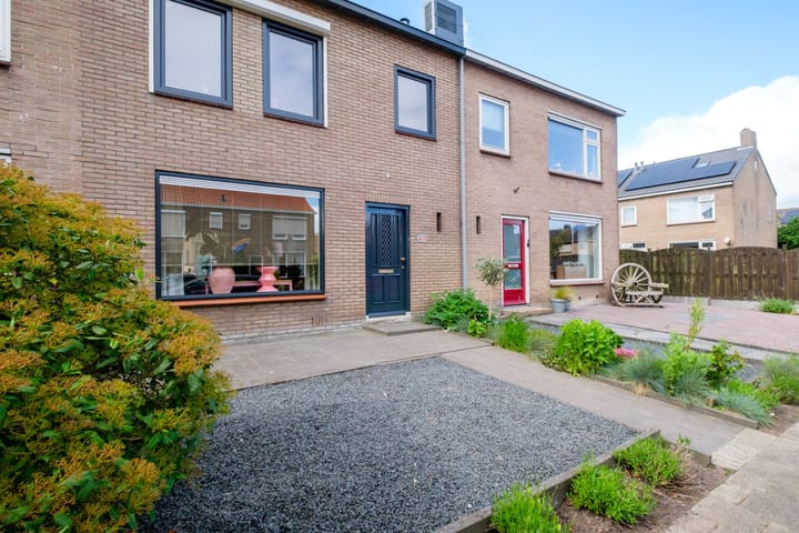 Foto 7 van Admiraal de Ruyterstraat 16