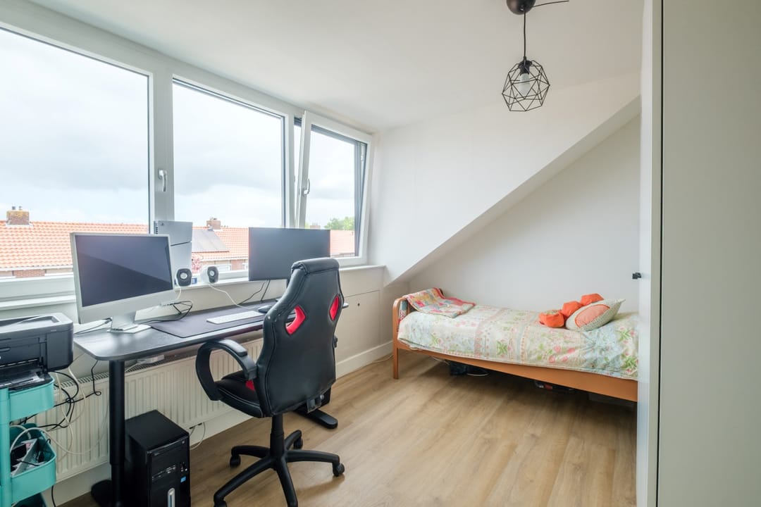 Foto 31 van Admiraal de Ruyterstraat 16