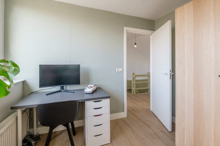 Foto 34 van Admiraal de Ruyterstraat 16