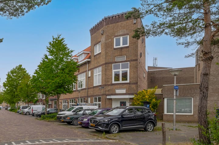 Photo 29 of Lodewijk Napoleonplein 21