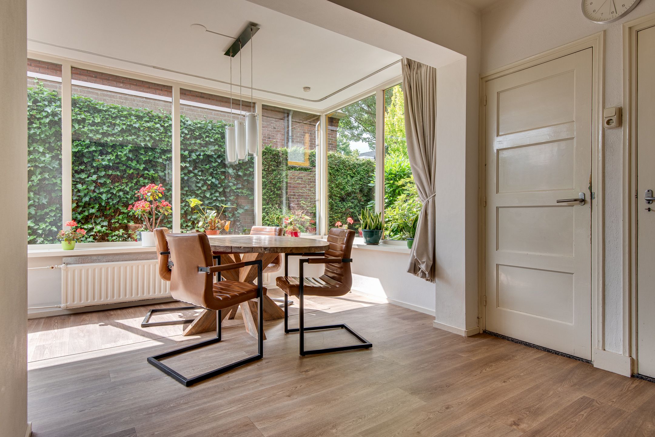 Foto 3 van van Meeuwenstraat 13