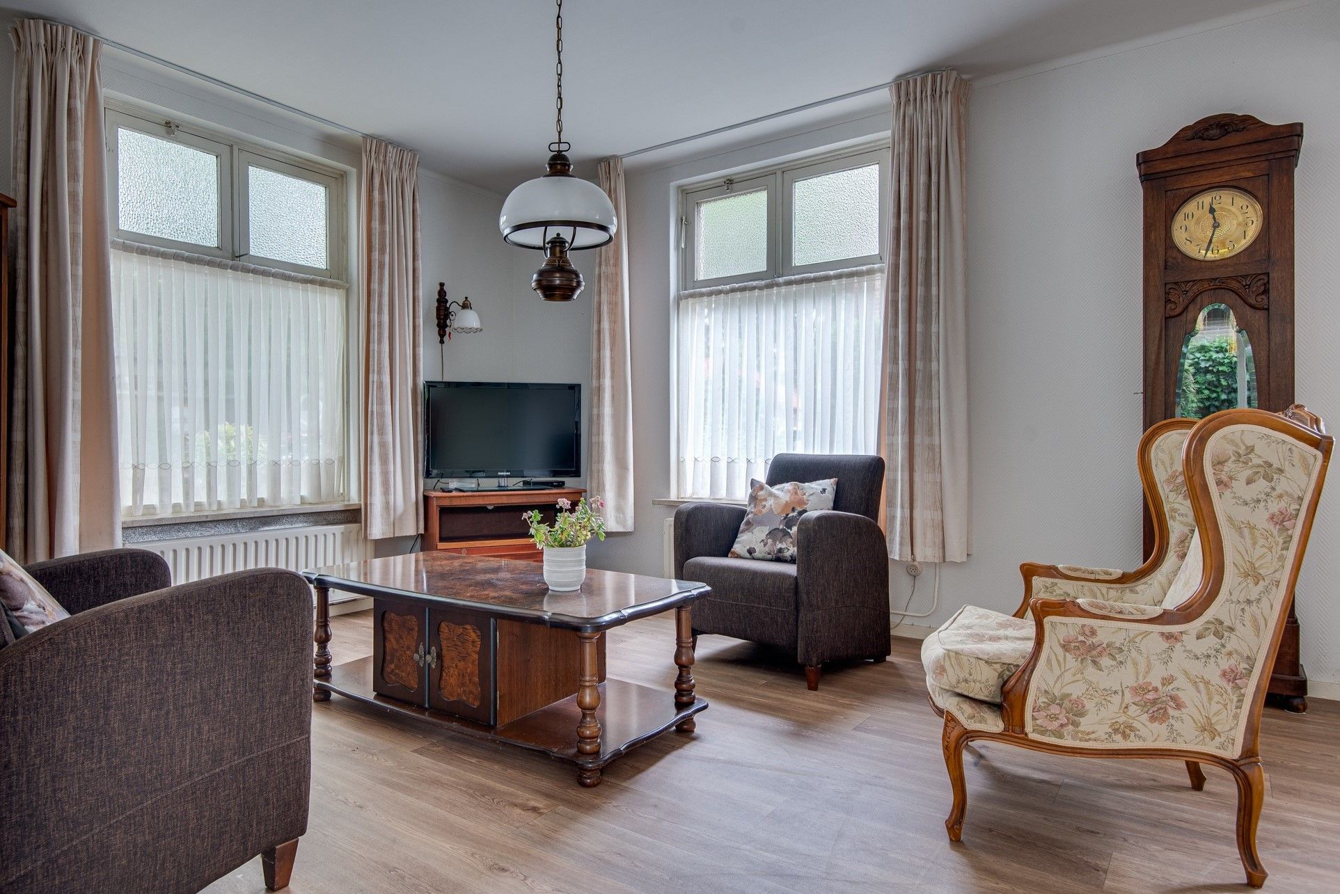 Foto 9 van van Meeuwenstraat 13