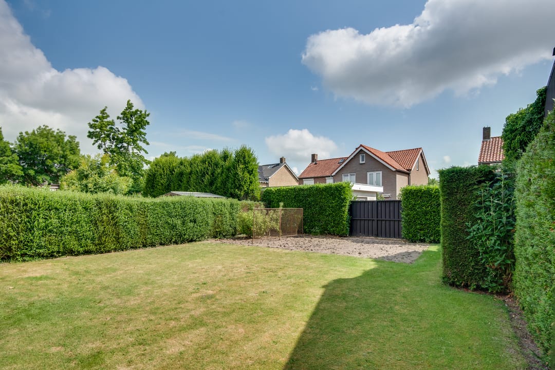 Foto 16 van van Meeuwenstraat 13