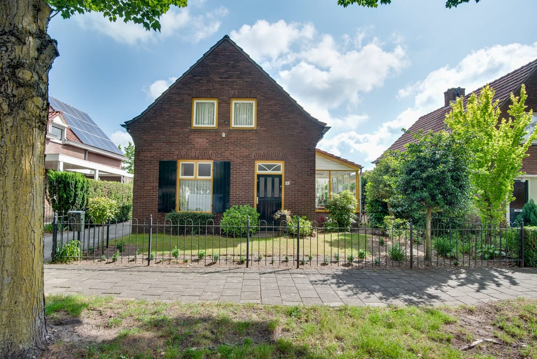 Foto 23 van van Meeuwenstraat 13