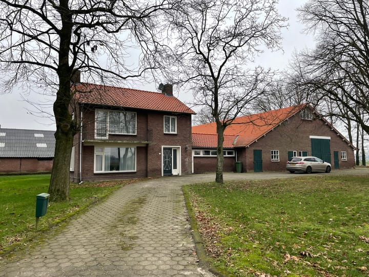 Vaarsehoefweg 40, Lierop