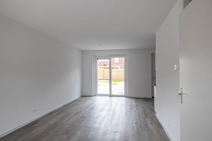 Foto 9 van Houwerdastraat 29