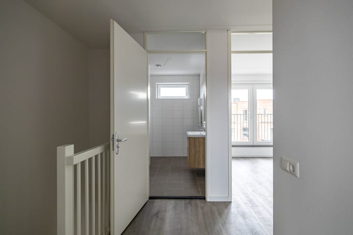 Foto 15 van Houwerdastraat 29