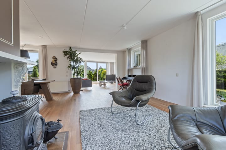 Foto 12 van Reling 6