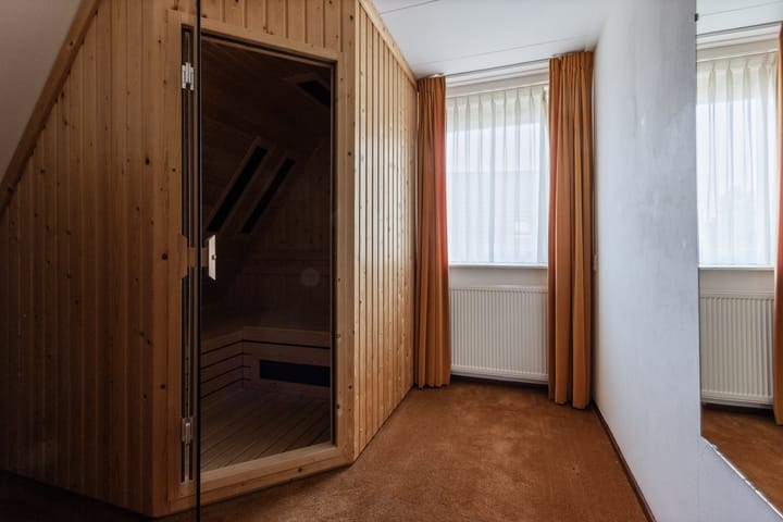 Foto 24 van Reling 6