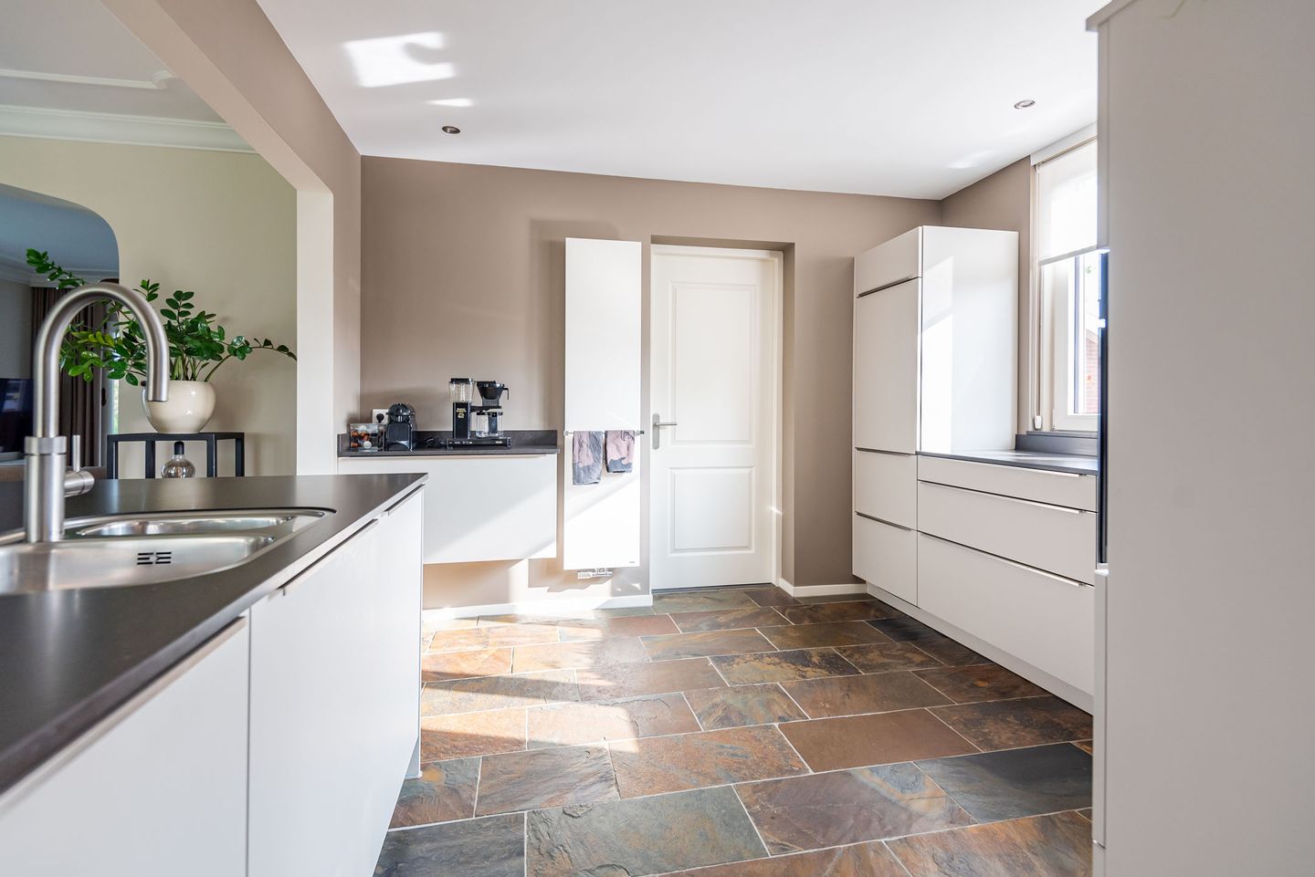 Foto 10 van Veldweg 42